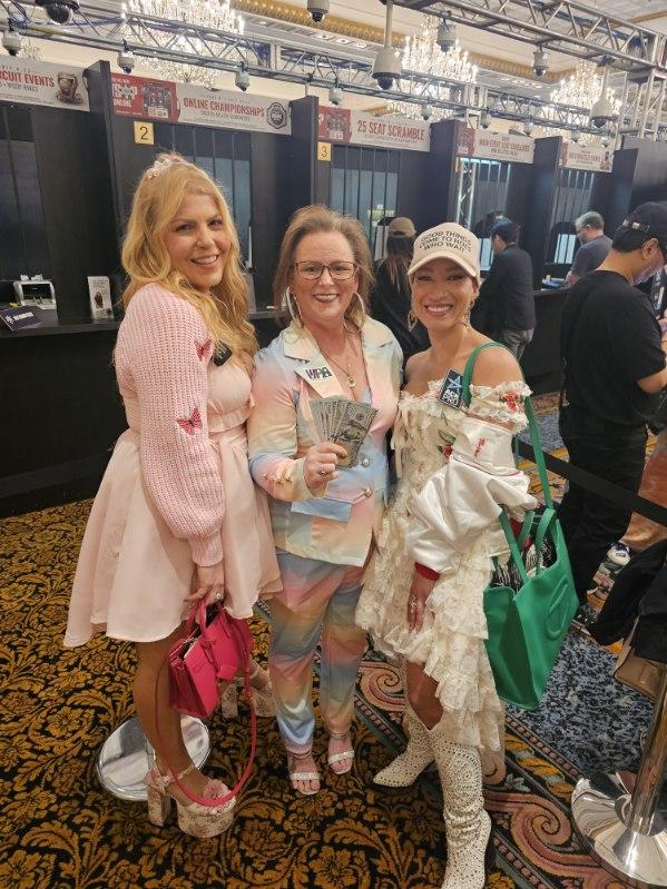 Do The Ladies Have Their Very Own Moneymaker Story: Elizabeth Huey | Bracelet Hunting Day Two Of The 2024 Ladies WSOP